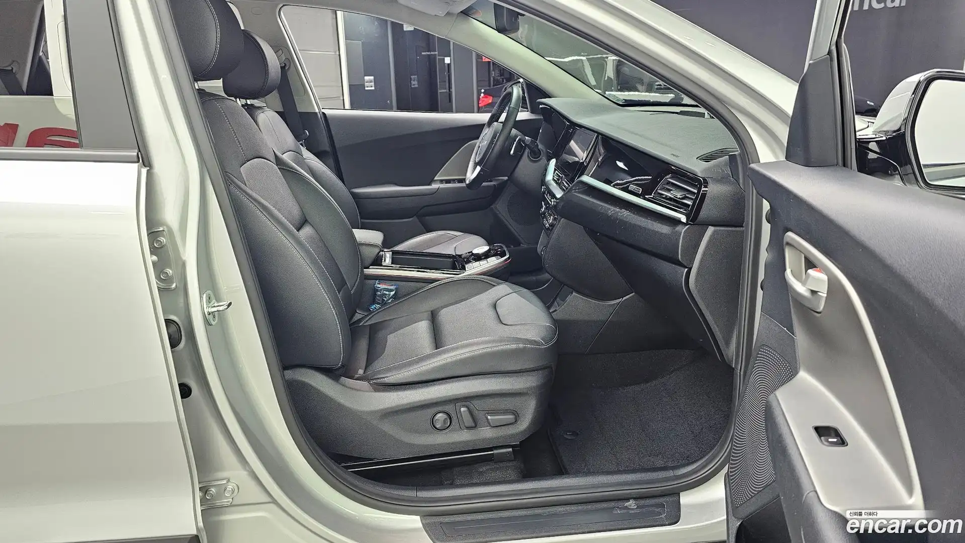 Niro Kia 2022.5-INNER-036