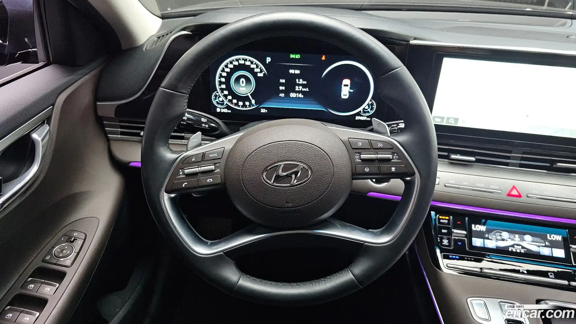 Grandeur Hyundai 2021.3-OPTION-016