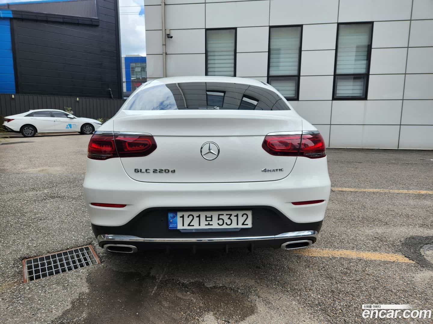 GLC-Class Mercedes-Benz 2022.6-OUTER-004