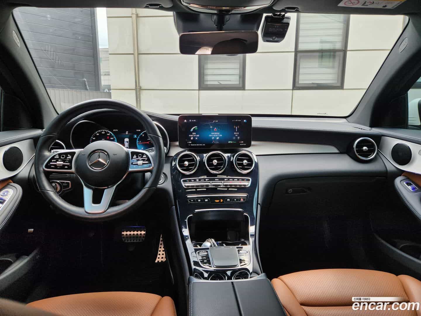 GLC-Class Mercedes-Benz 2022.6-INNER-007