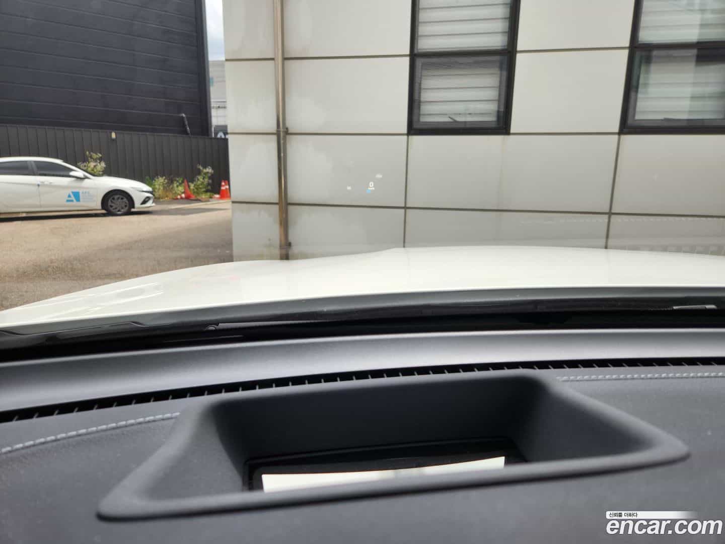 GLC-Class Mercedes-Benz 2022.6-OPTION-021