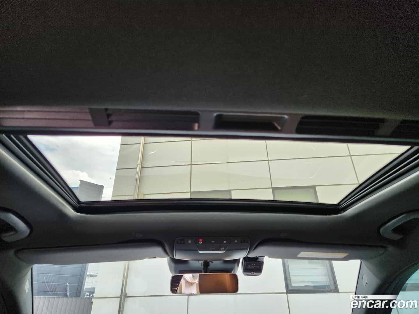 GLC-Class Mercedes-Benz 2022.6-OPTION-022