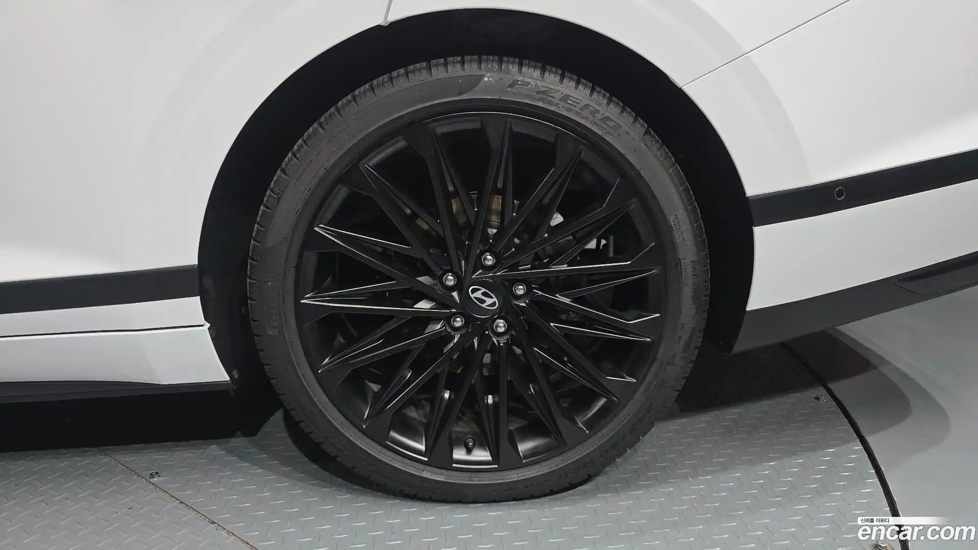 Grandeur Hyundai 2026.2-OUTER-031