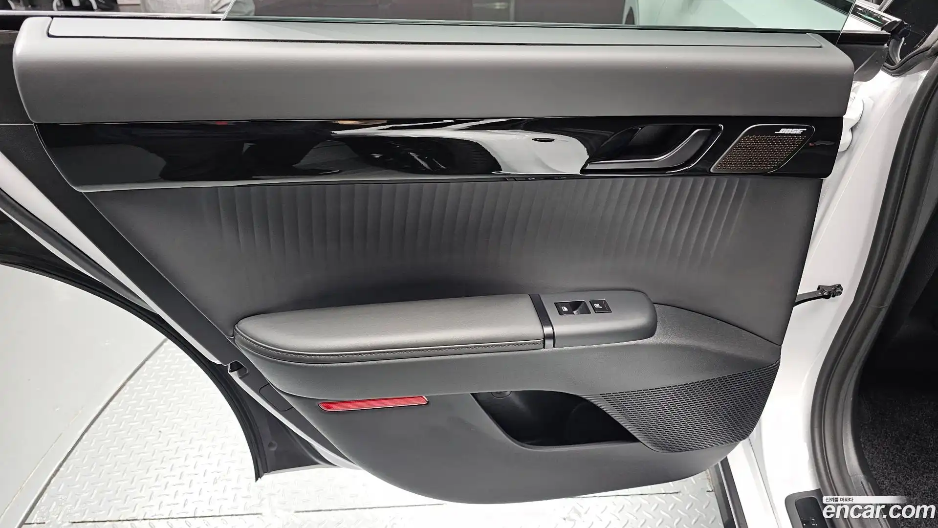 Grandeur Hyundai 2026.2-INNER-035
