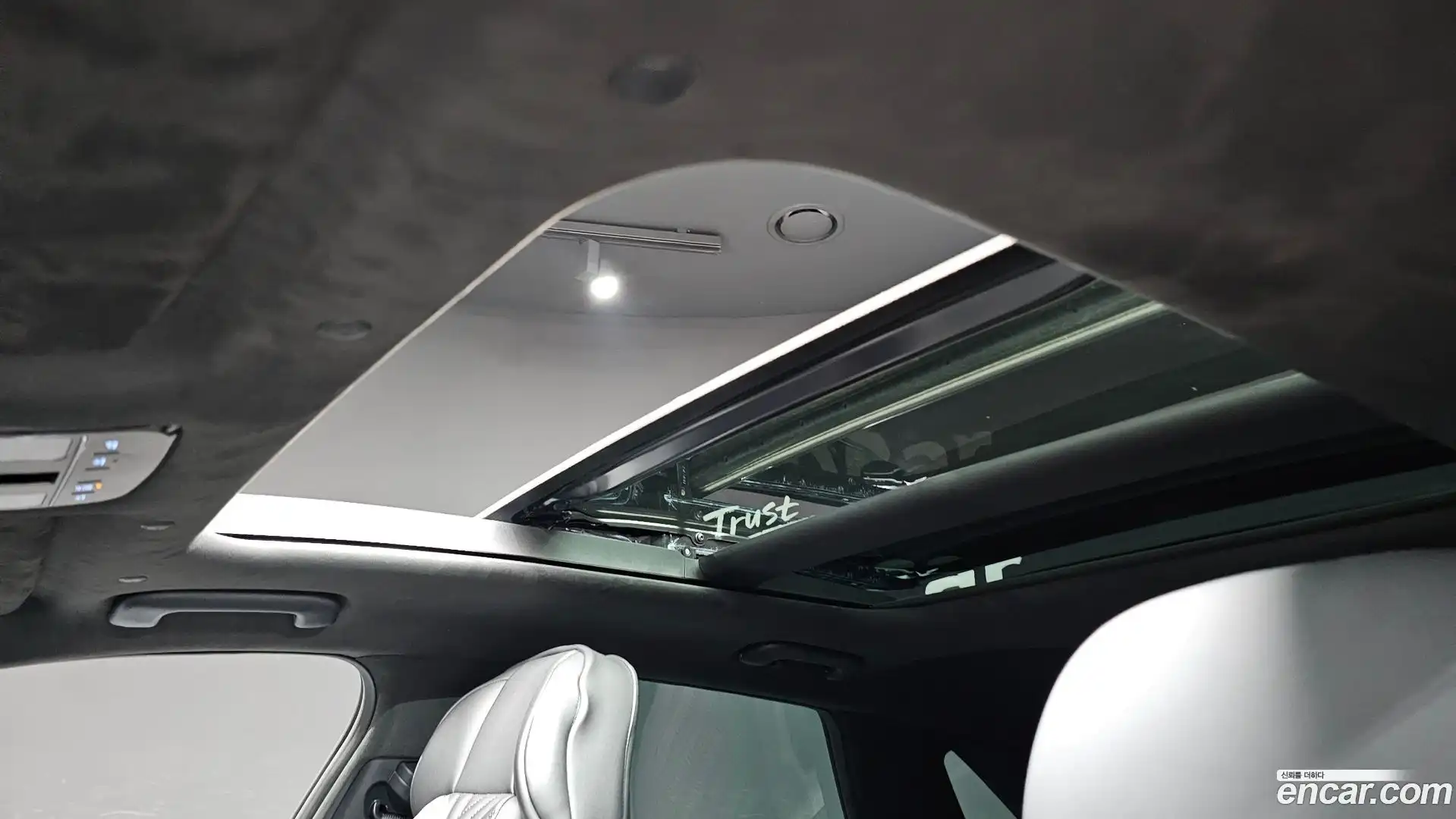 Grandeur Hyundai 2026.2-OPTION-045