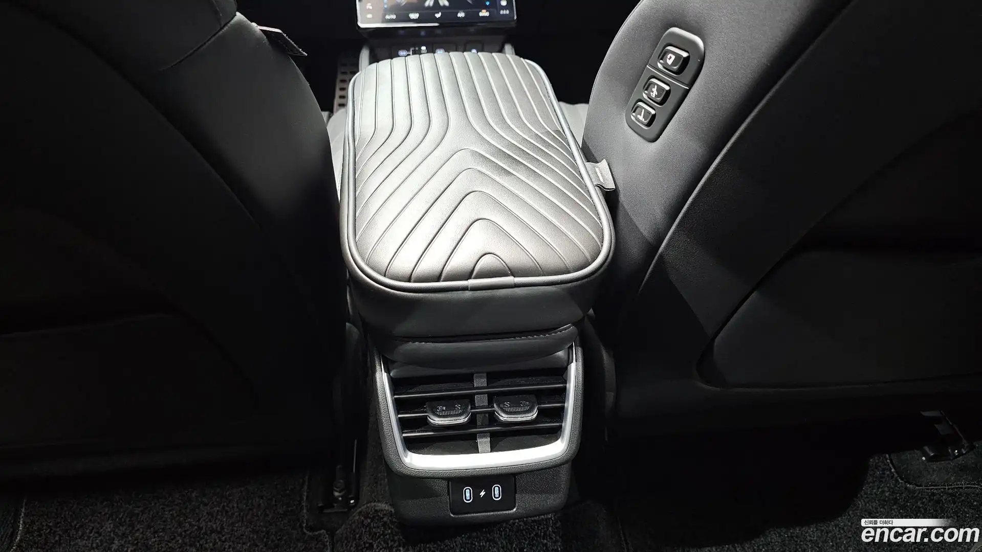 Grandeur Hyundai 2026.2-OPTION-046