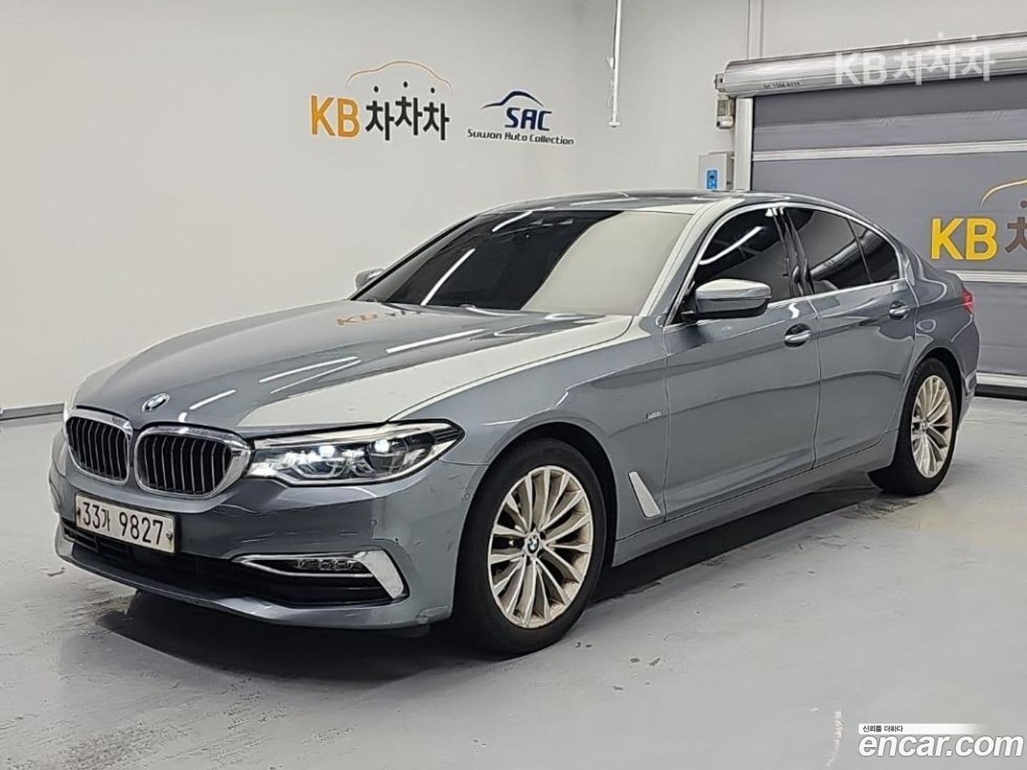 Main__Slider__Photo:5-Series BMW 2018.6-0