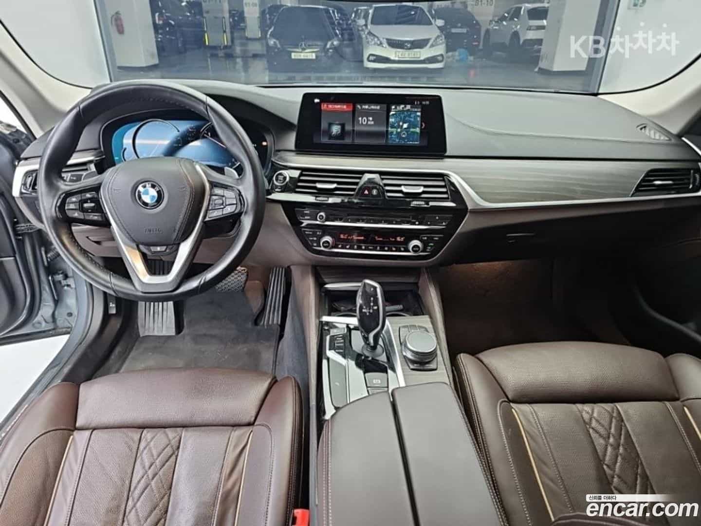 5-Series BMW 2018.6-INNER-008