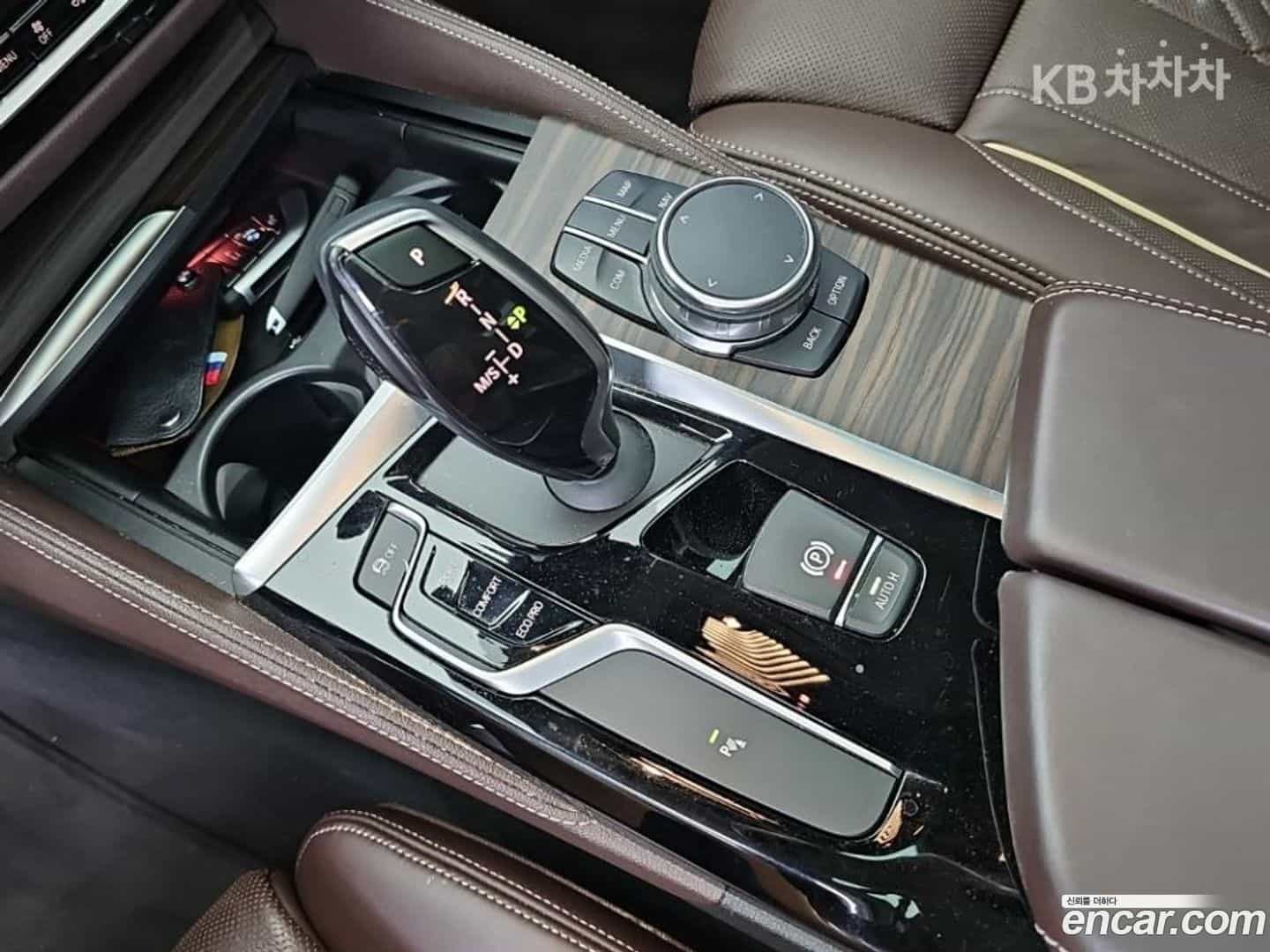 5-Series BMW 2018.6-INNER-009