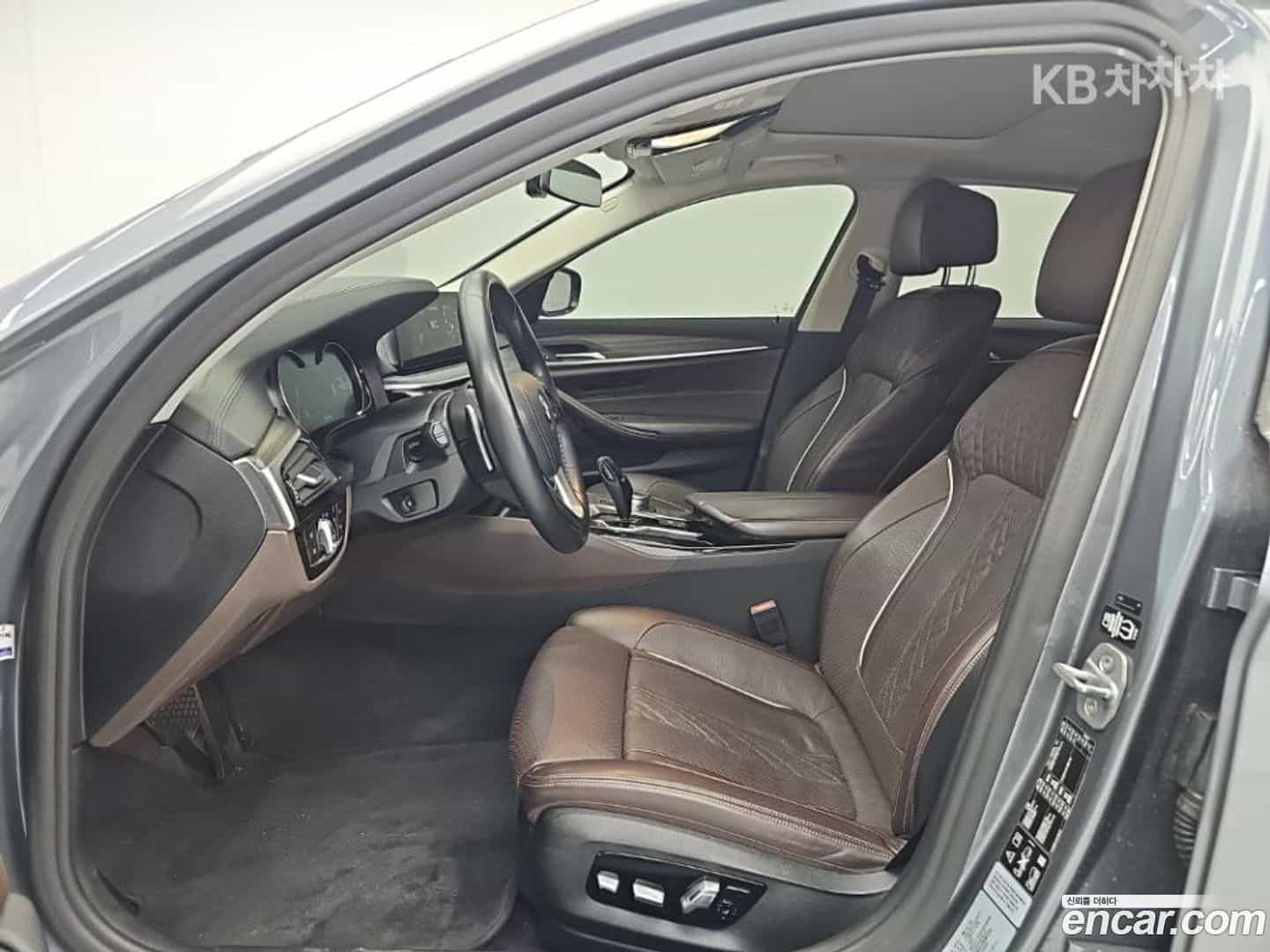 5-Series BMW 2018.6-OPTION-015