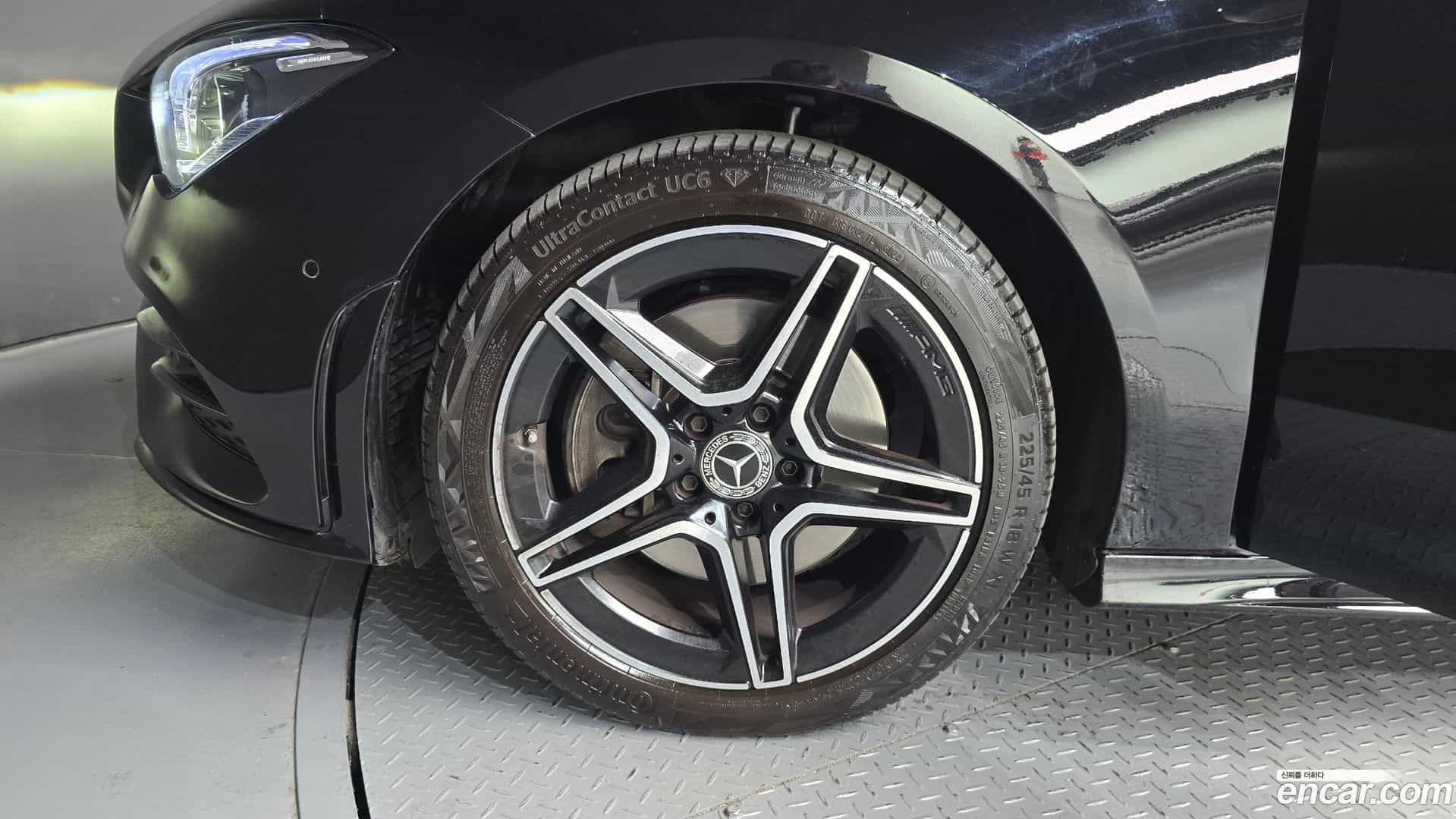 CLA-Class Mercedes-Benz 2023.2-OUTER-005