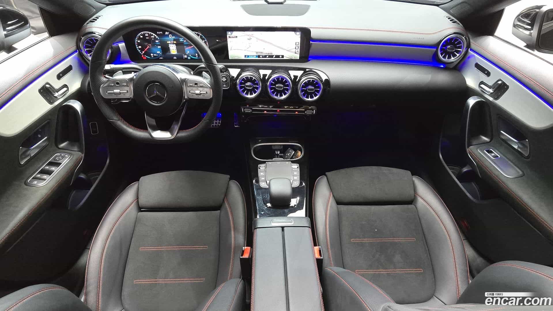 CLA-Class Mercedes-Benz 2023.2-INNER-007