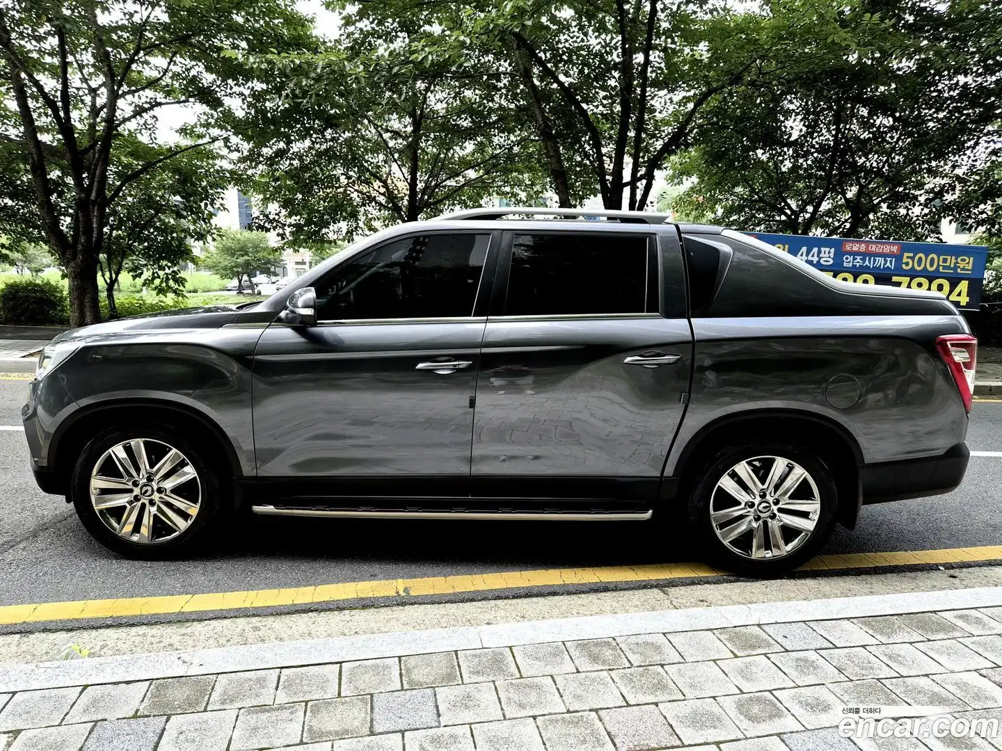Rexton KG Mobility 2018.10-INNER-008