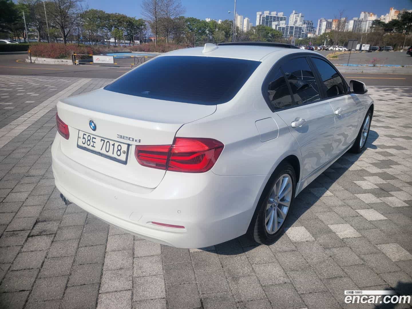3-Series BMW 2017.11-OUTER-006