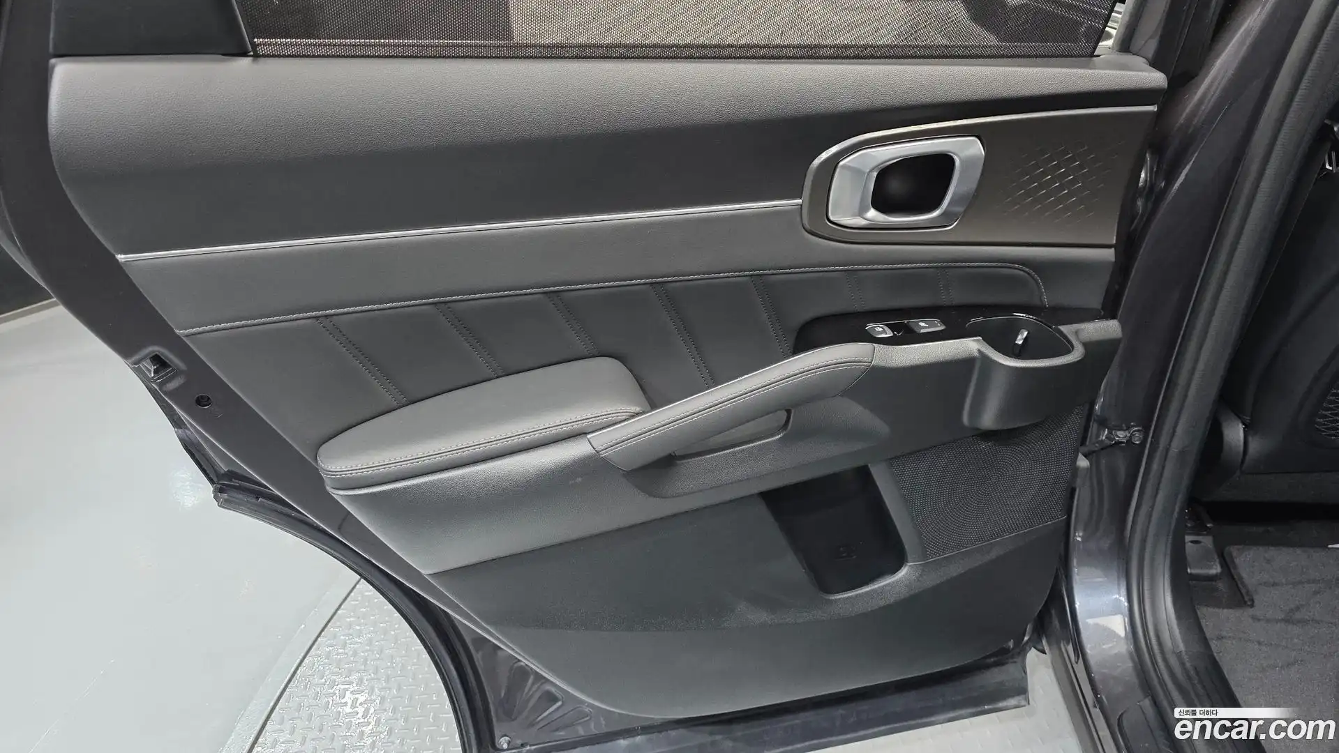 Sorento Kia 2021.9-INNER-035
