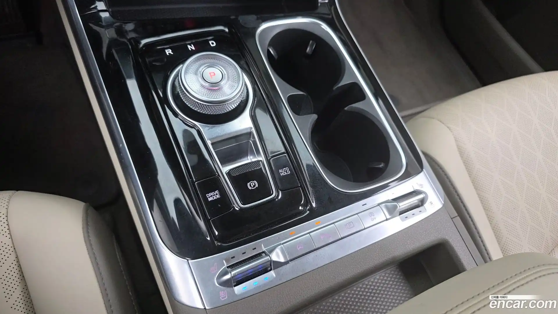 Canival Kia 2023.5-INNER-009