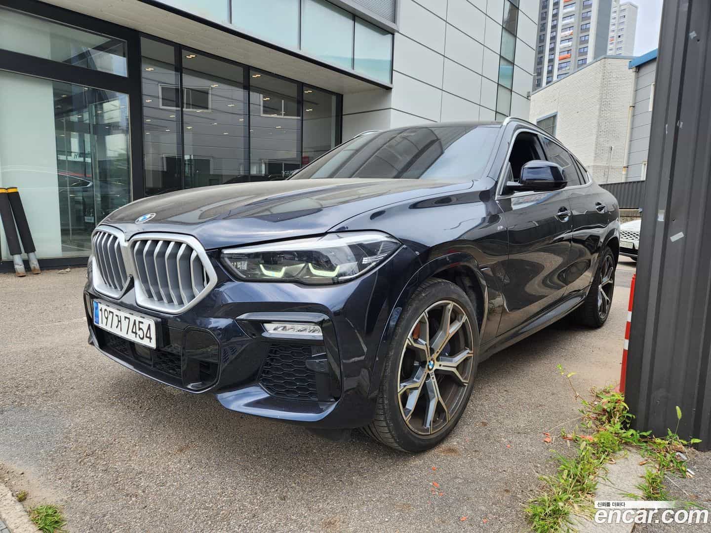 X6 BMW 2021.5-OUTER-001