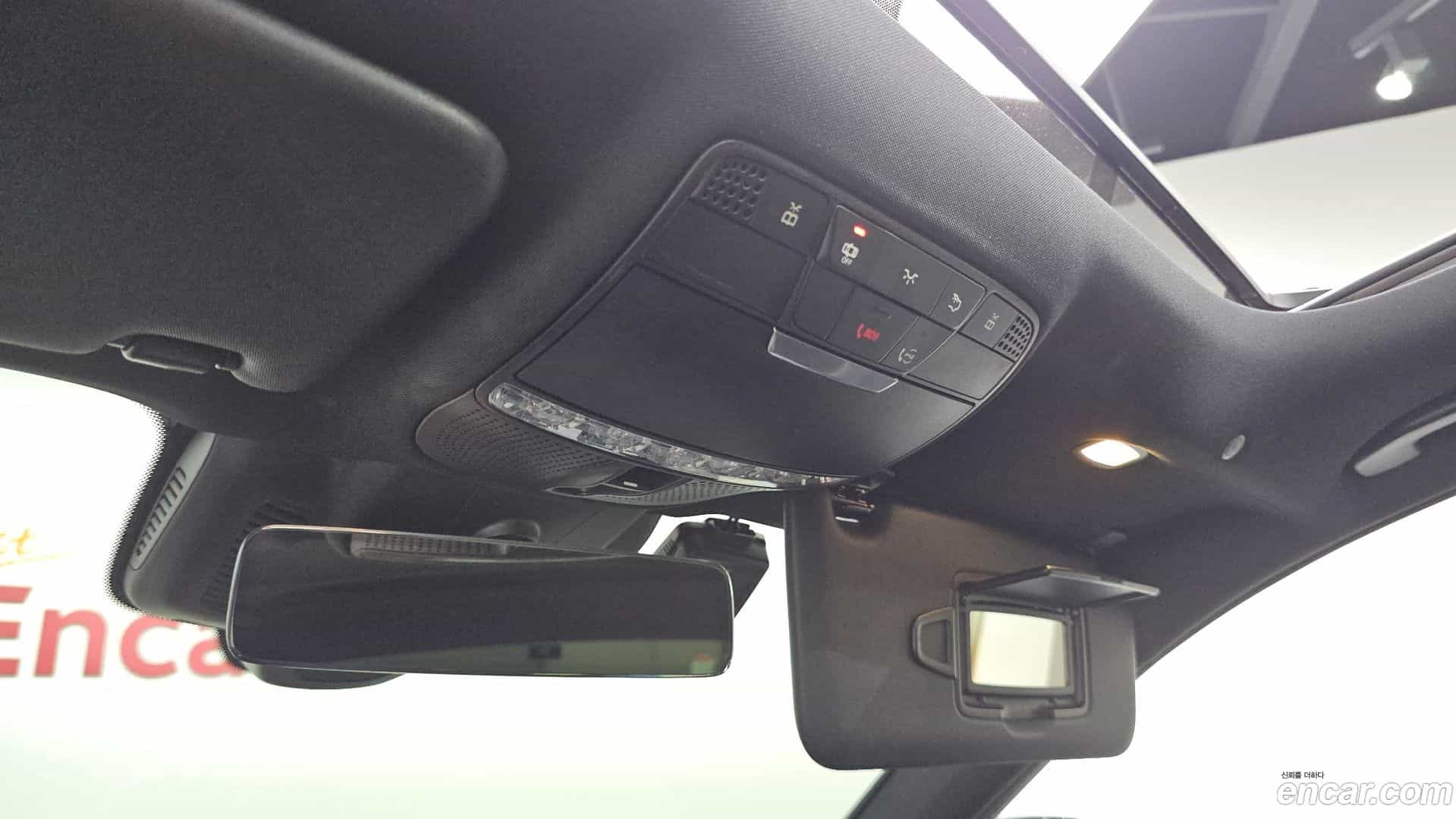 E-Class Mercedes-Benz 2022.4-OPTION-023