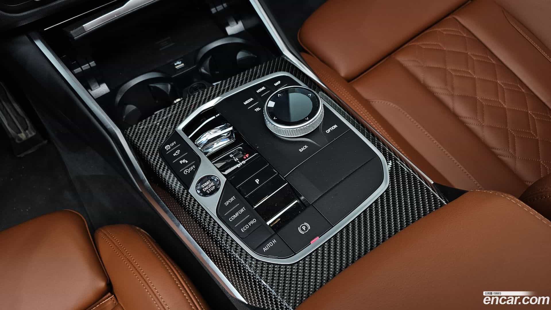 3-Series BMW 2025.9-INNER-009
