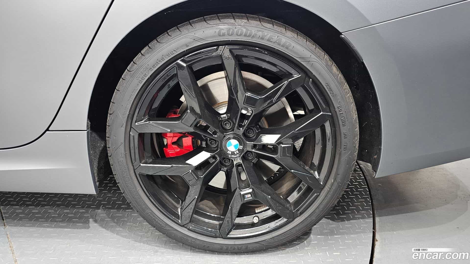 3-Series BMW 2025.9-OUTER-031