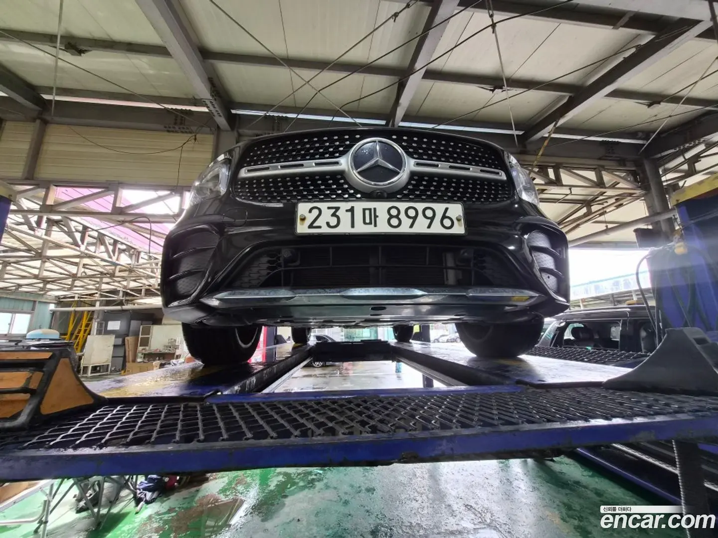Main__Slider__Photo:GLB-Class Mercedes-Benz 2020.9-0