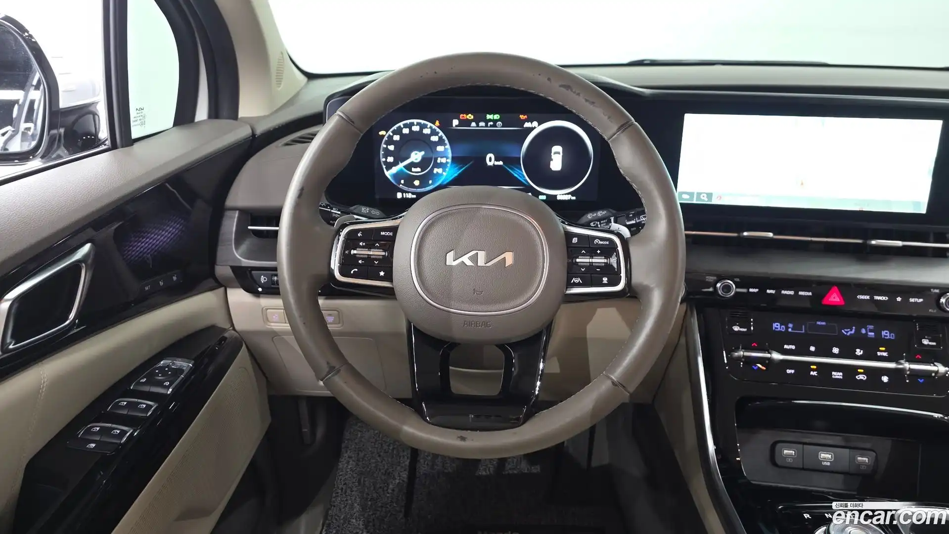 Canival Kia 2023.4-OPTION-016