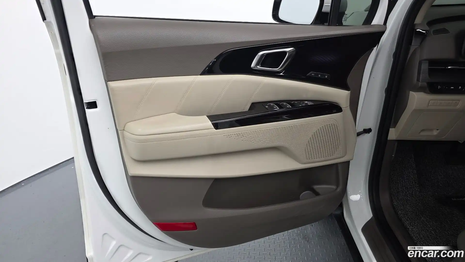 Canival Kia 2023.4-INNER-034