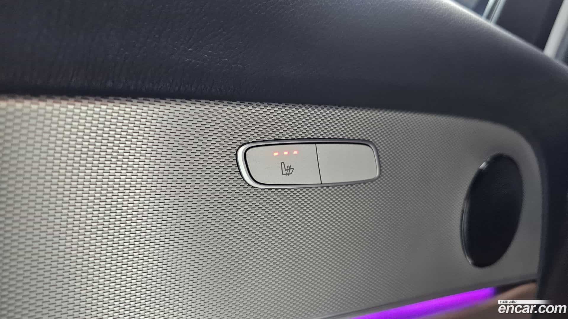 E-Class Mercedes-Benz 2018.9-OPTION-042