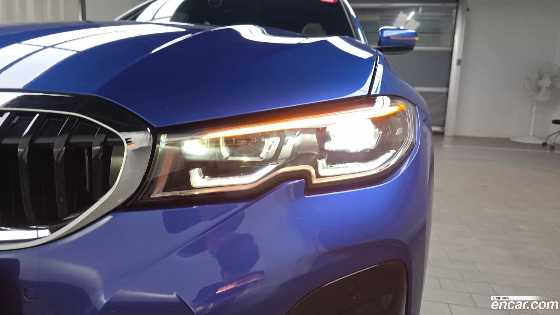 3-Series BMW 2022.1-OUTER-032