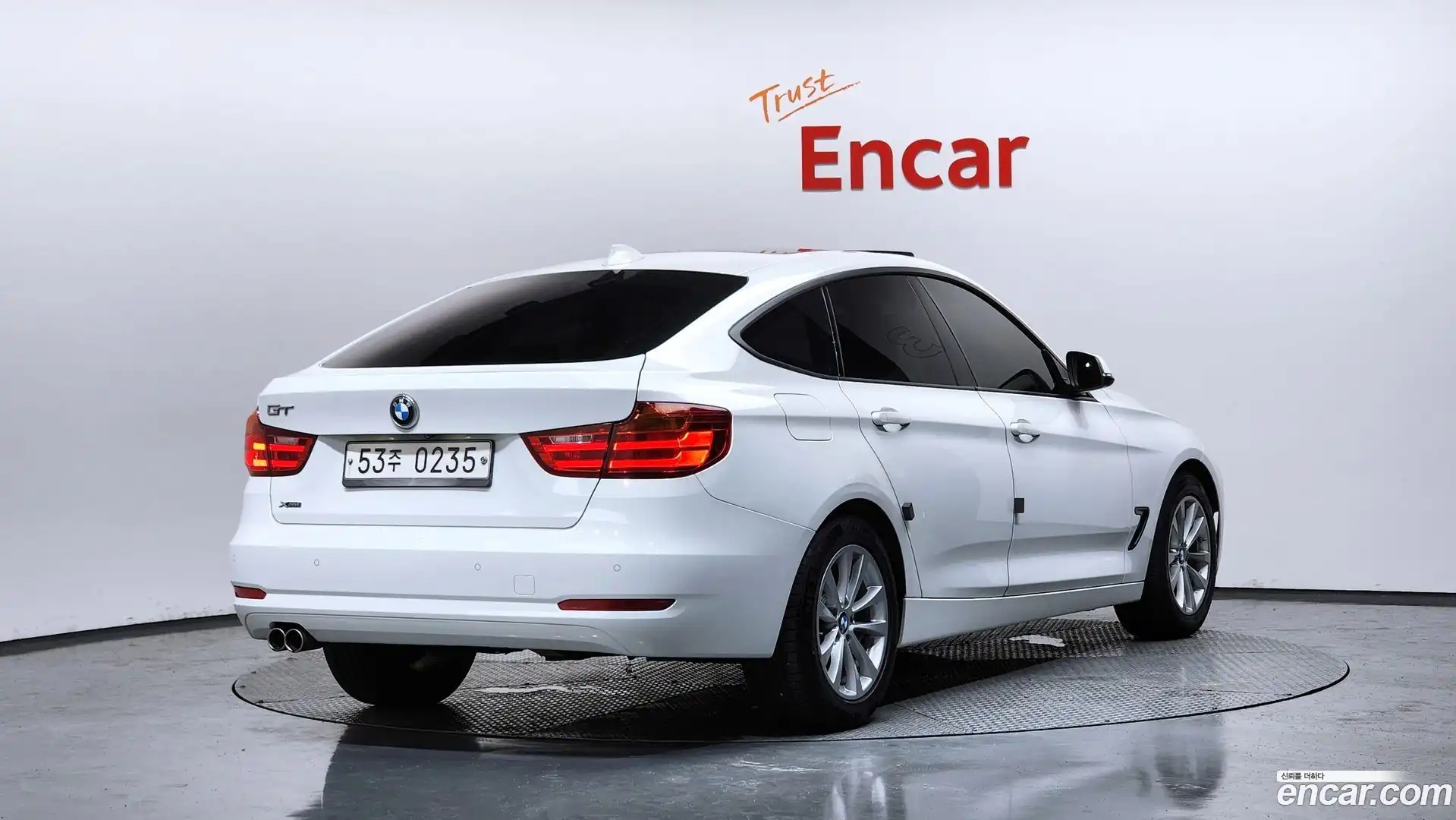 Gran Turismo BMW 2016.10-OUTER-002