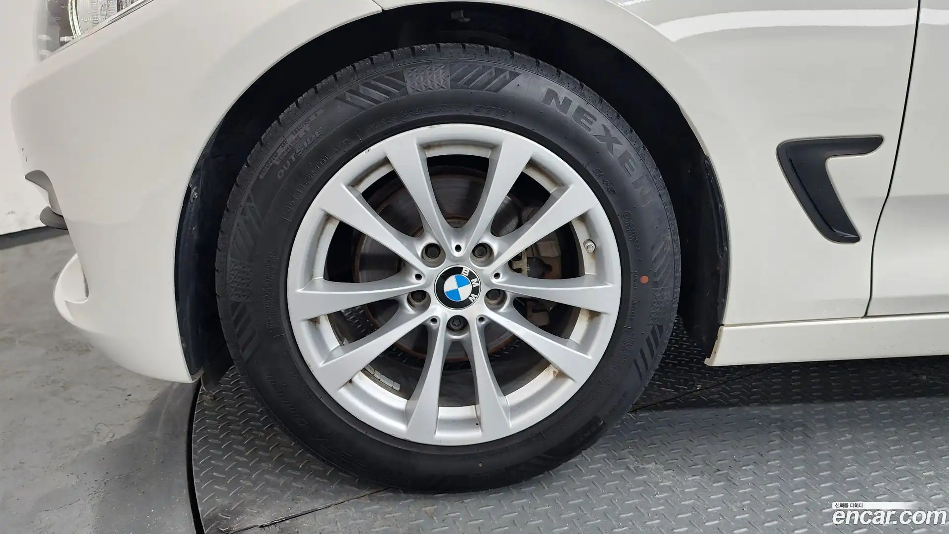 Gran Turismo BMW 2016.10-OUTER-005