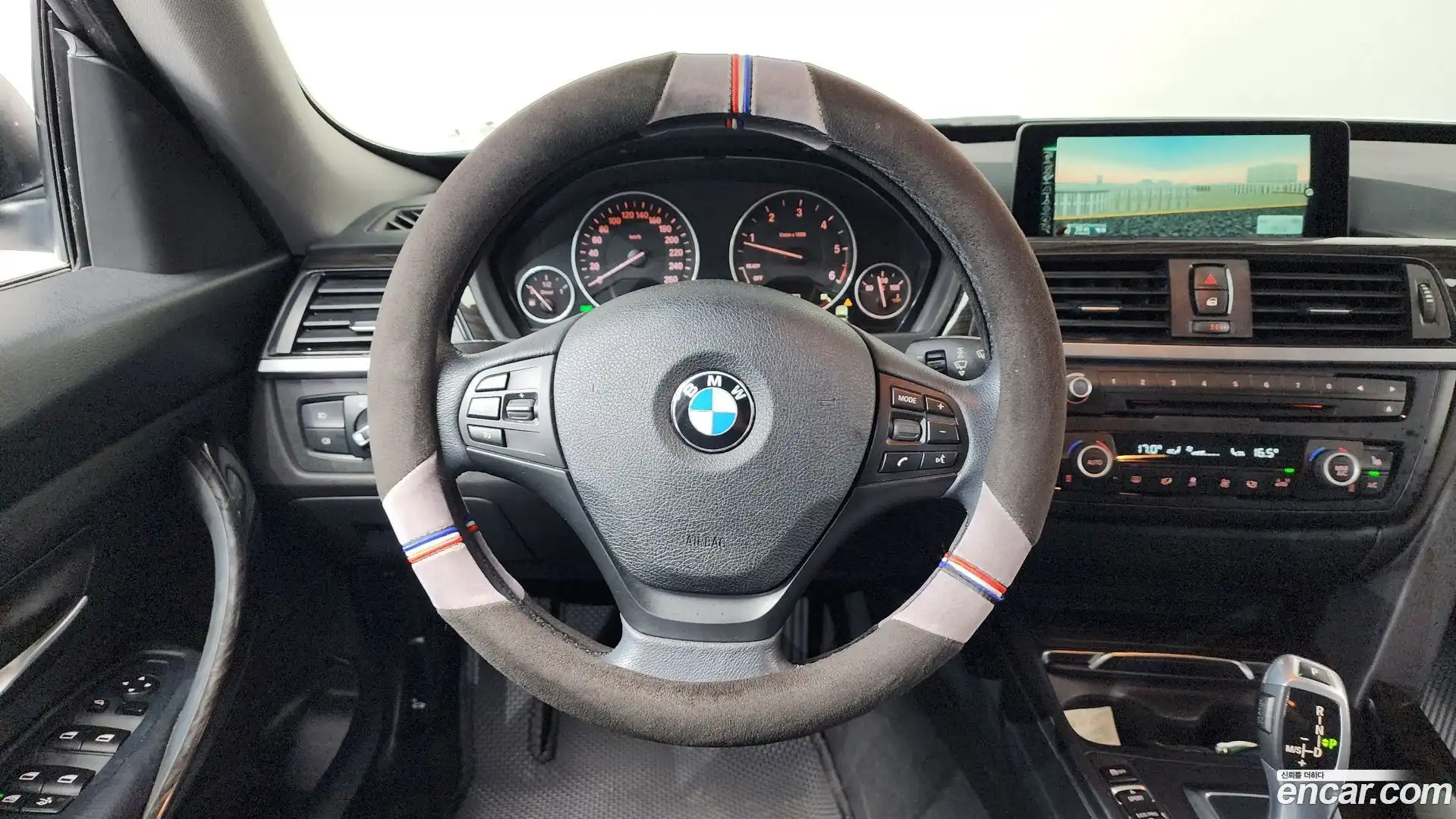 Gran Turismo BMW 2016.10-OPTION-017