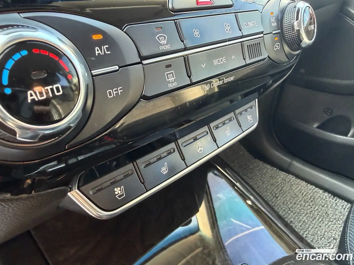 Sorento Kia 2017.5-OPTION-019