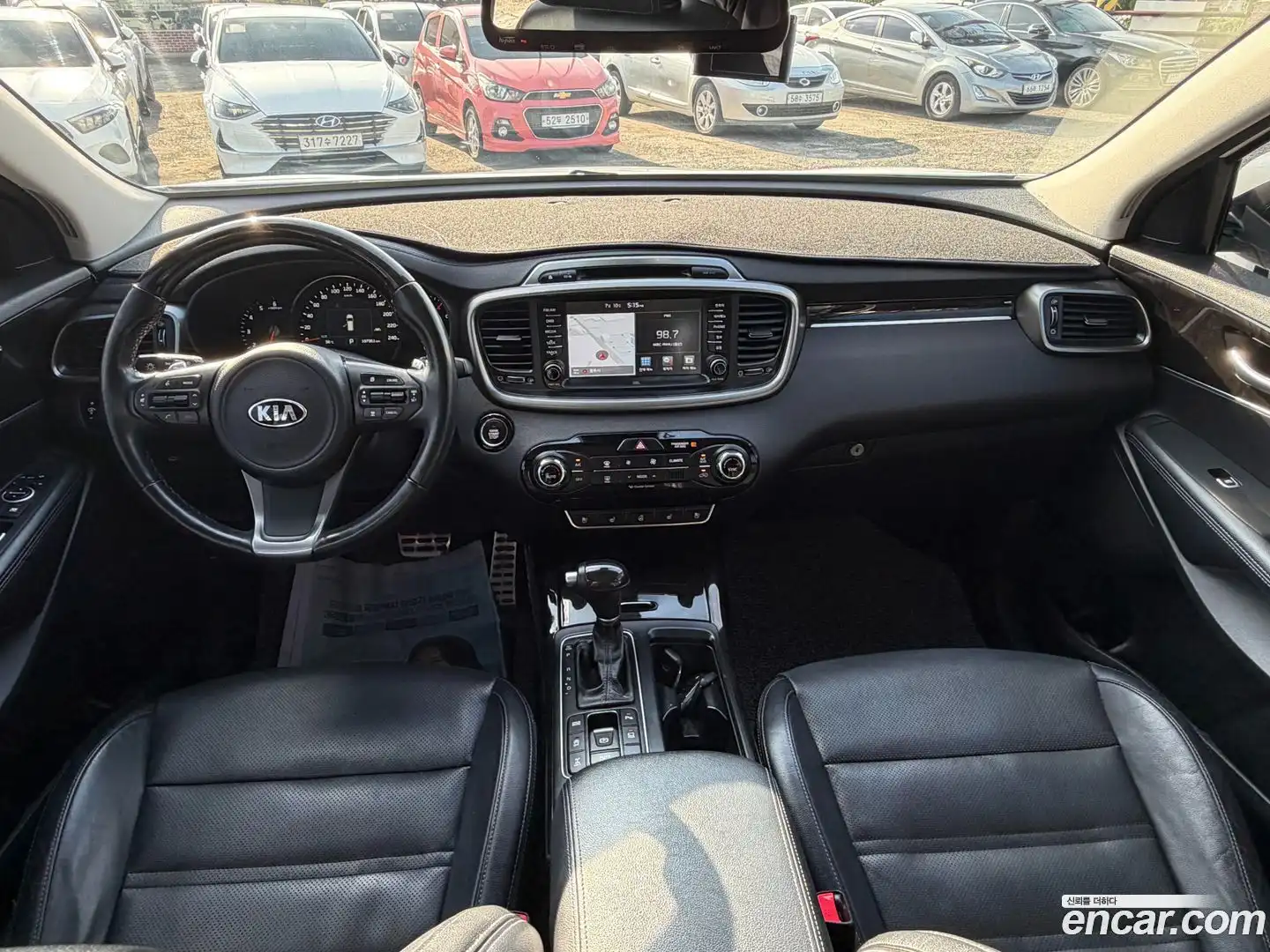 Sorento Kia 2017.5-OPTION-023