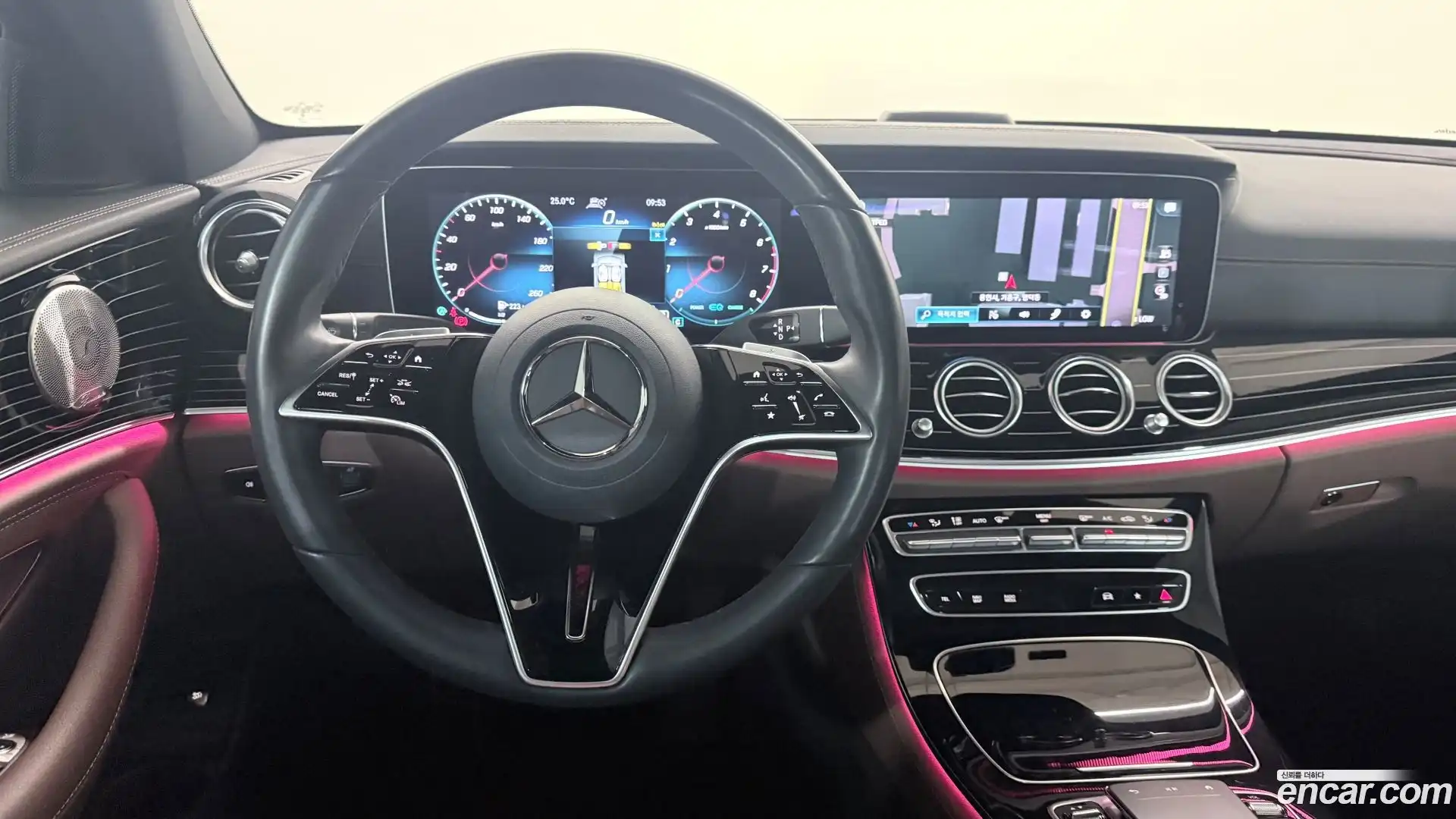 E-Class Mercedes-Benz 2023.8-OPTION-022