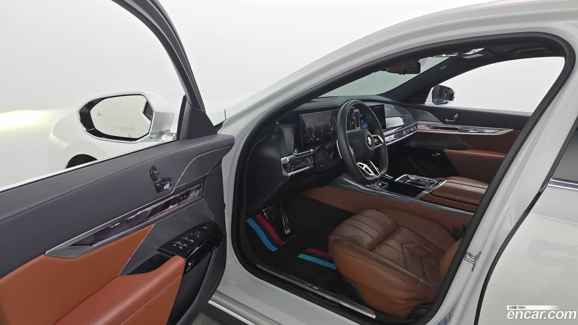 7-Series BMW 2024.4-INNER-010