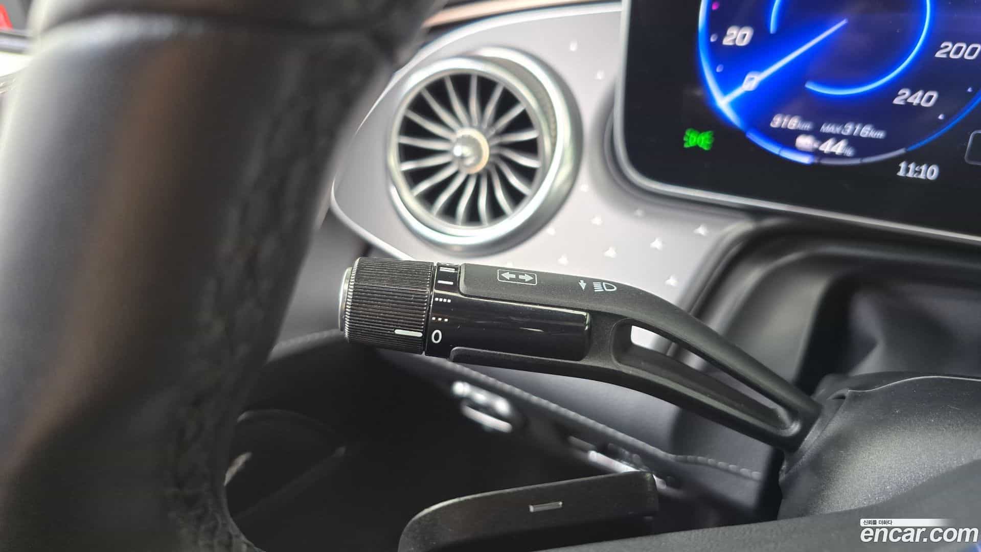 EQE Mercedes-Benz 2023.3-OPTION-042