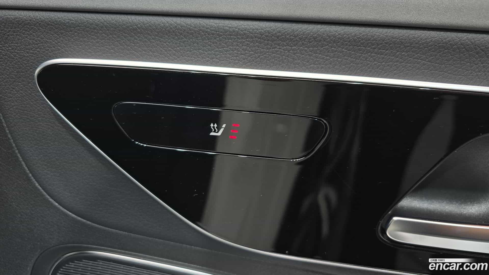 EQE Mercedes-Benz 2023.3-OPTION-045