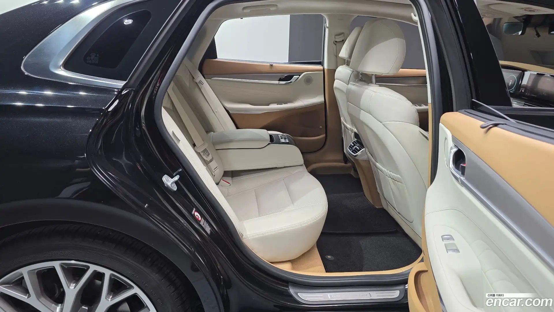 Grandeur Hyundai 2022.4-OPTION-016