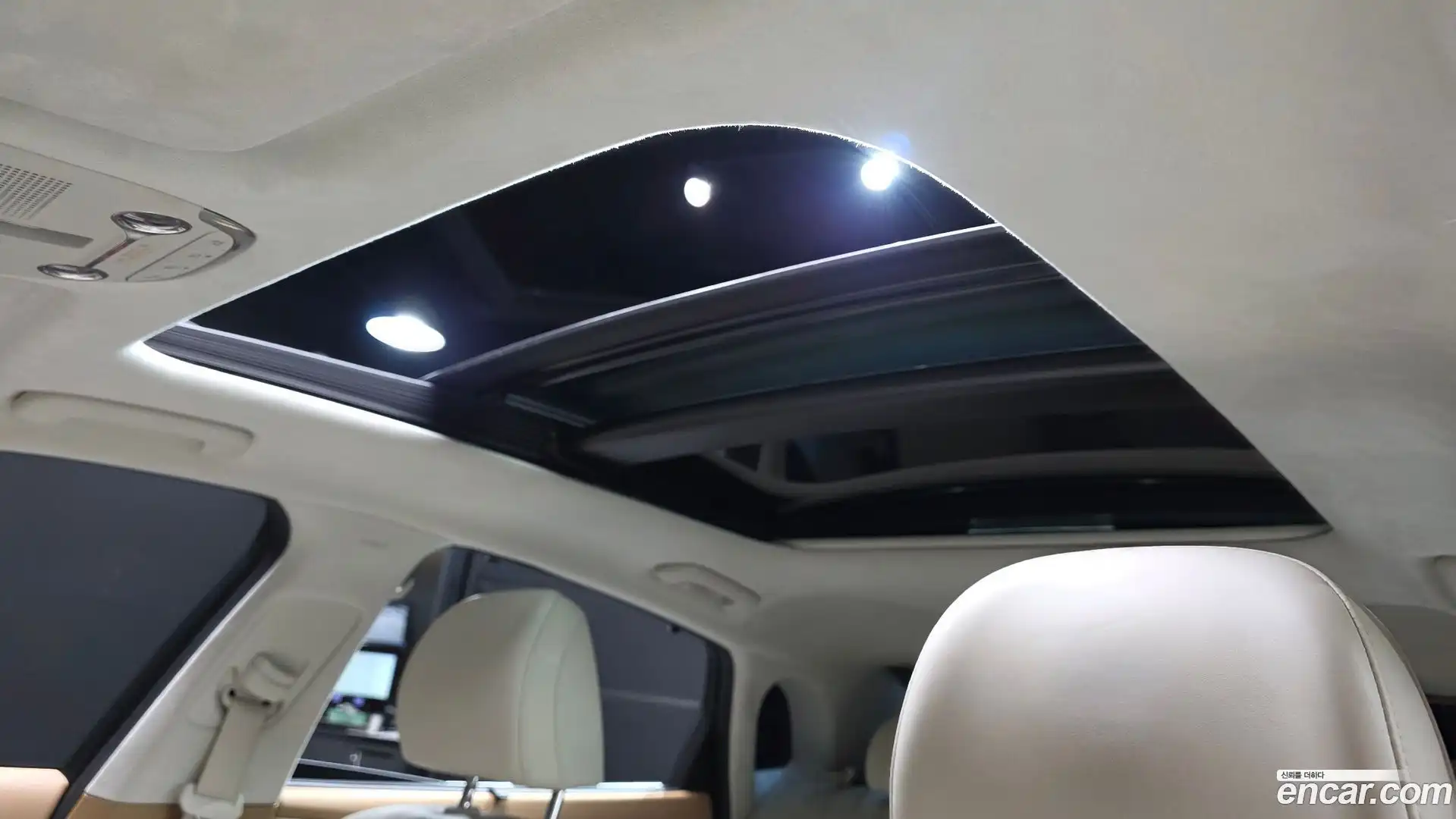 Grandeur Hyundai 2022.4-OPTION-020