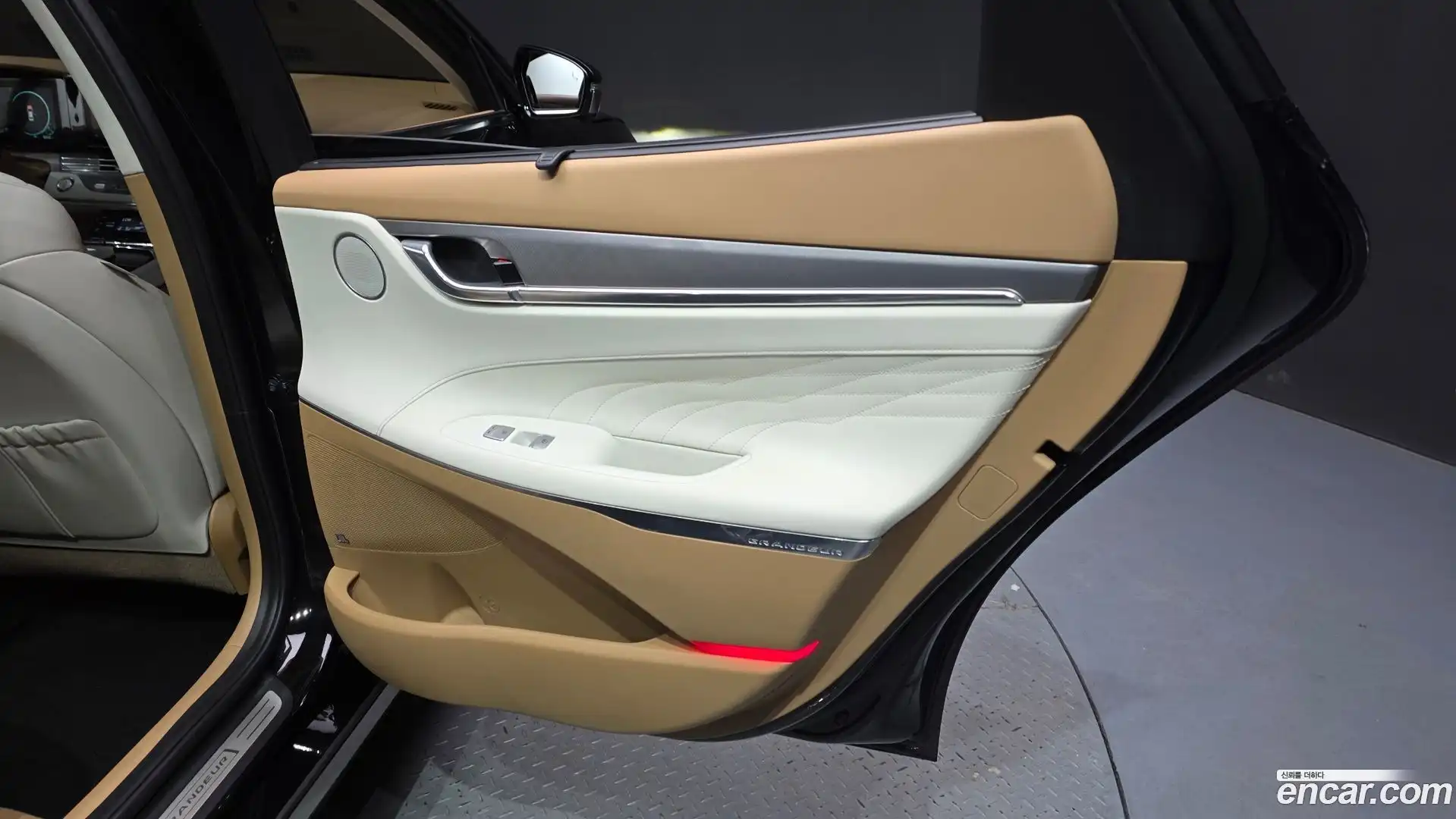 Grandeur Hyundai 2022.4-INNER-035