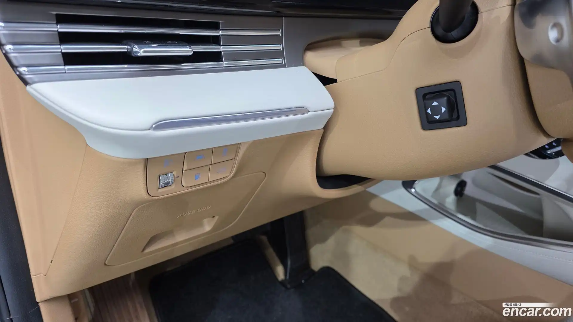 Grandeur Hyundai 2022.4-OPTION-042