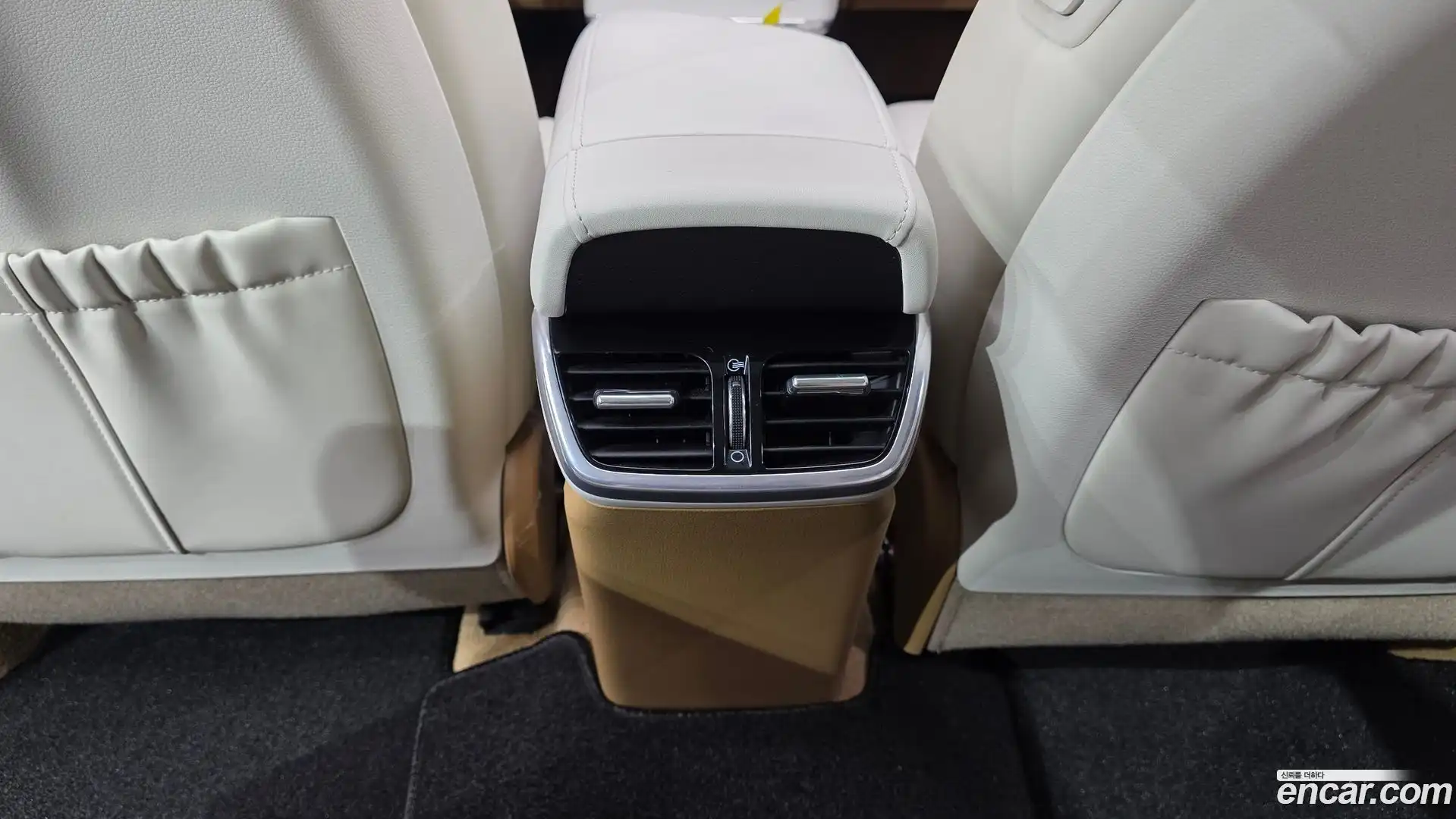 Grandeur Hyundai 2022.4-OPTION-050