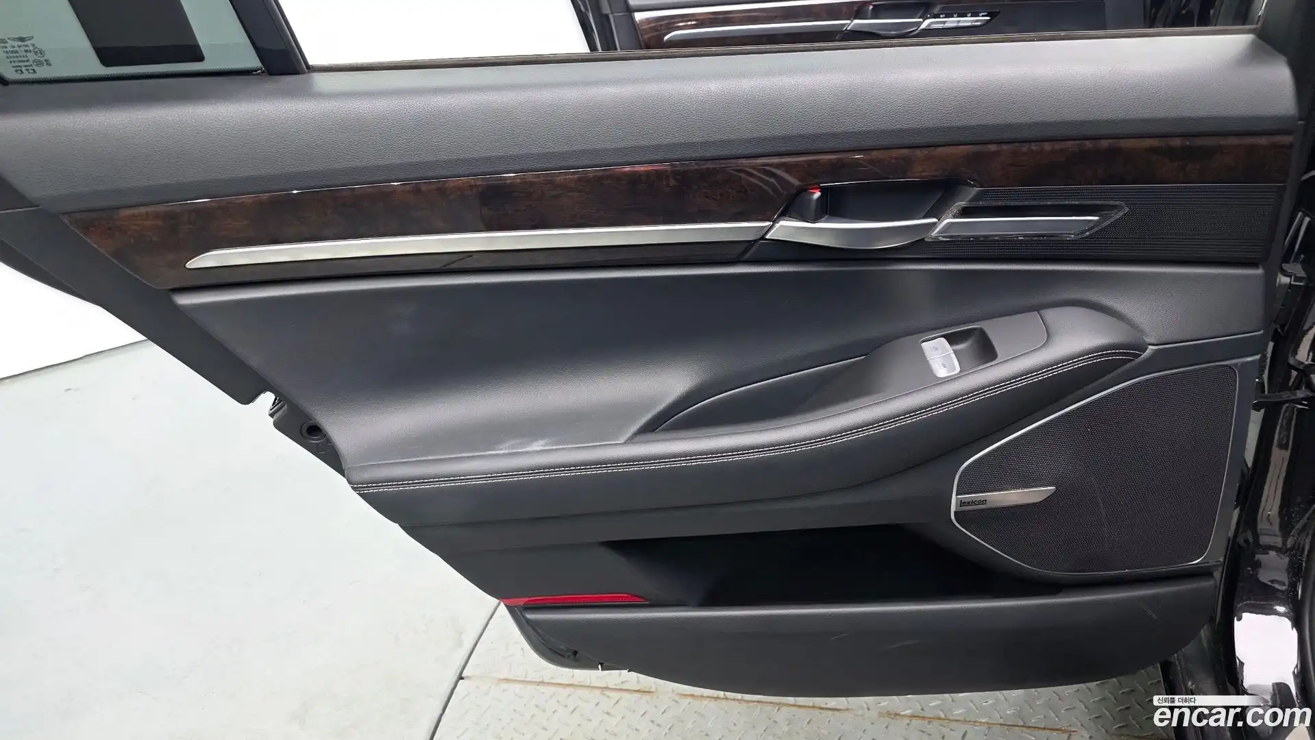 G90 Genesis 2020.8-INNER-035