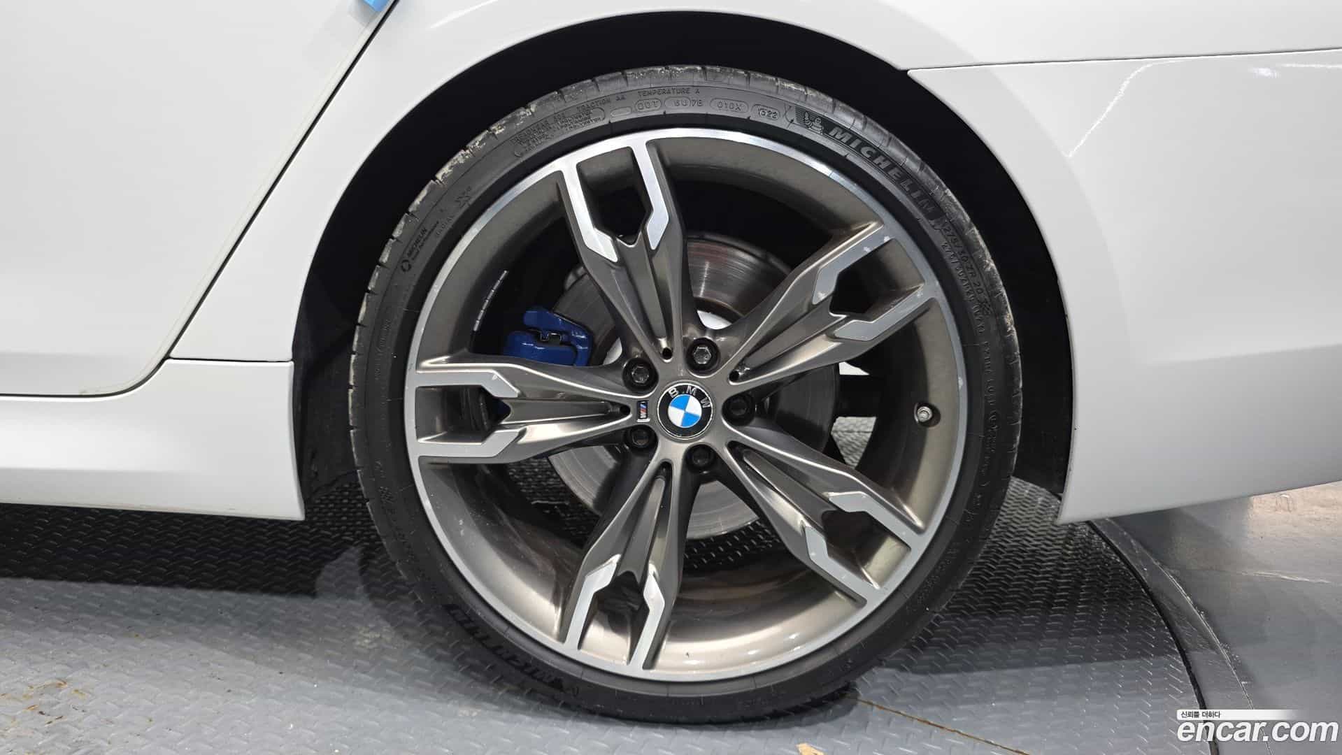 5-Series BMW 2018.11-OUTER-031