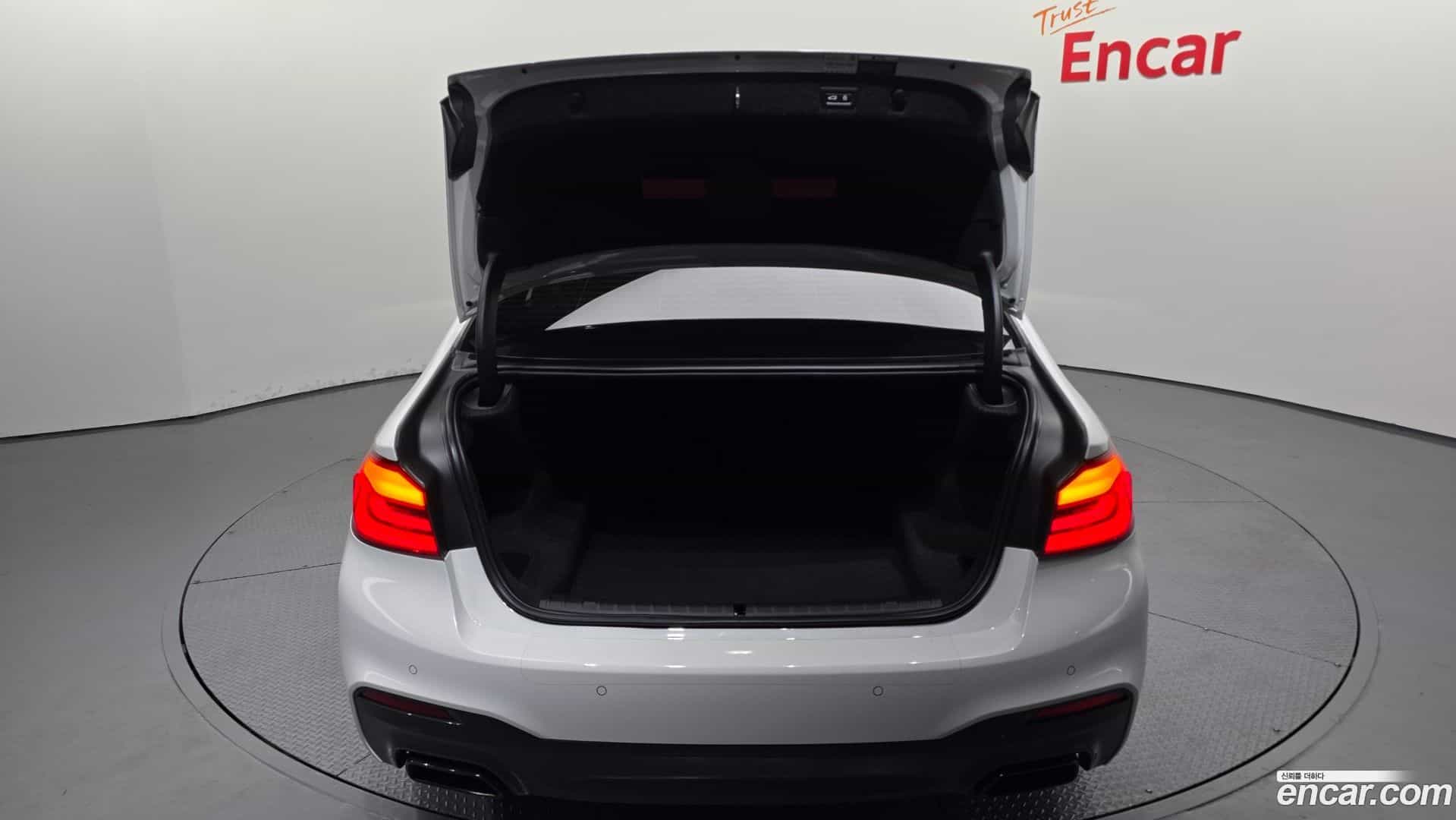 5-Series BMW 2018.11-OPTION-047