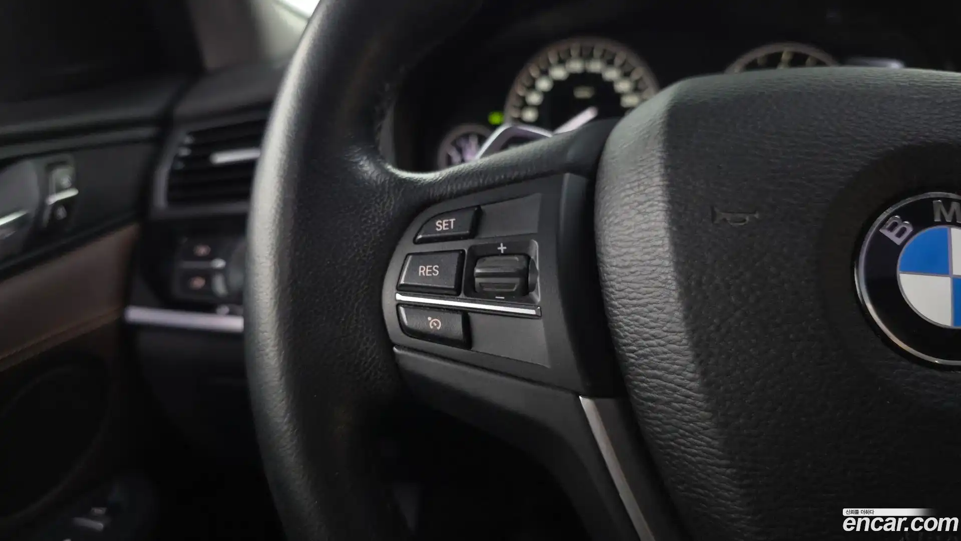 X4 BMW 2015.0-OPTION-045