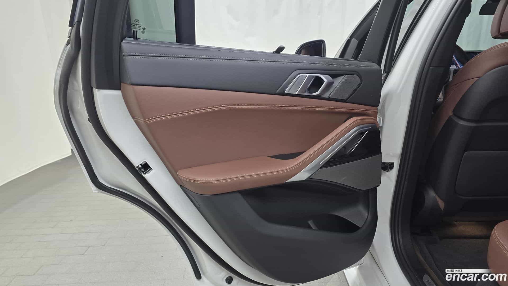 X6 BMW 2024.3-INNER-035