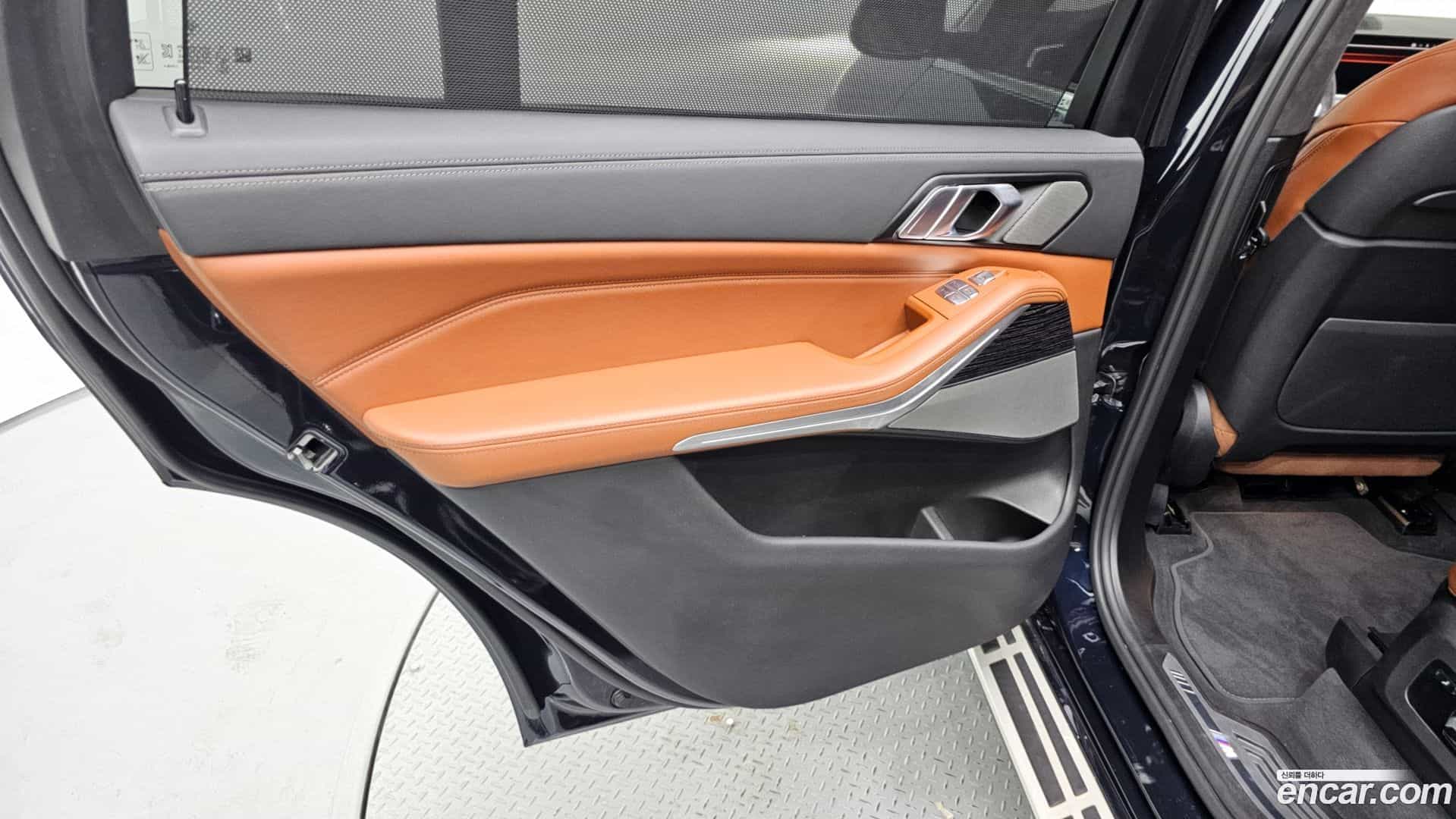 X7 BMW 2022.5-INNER-035