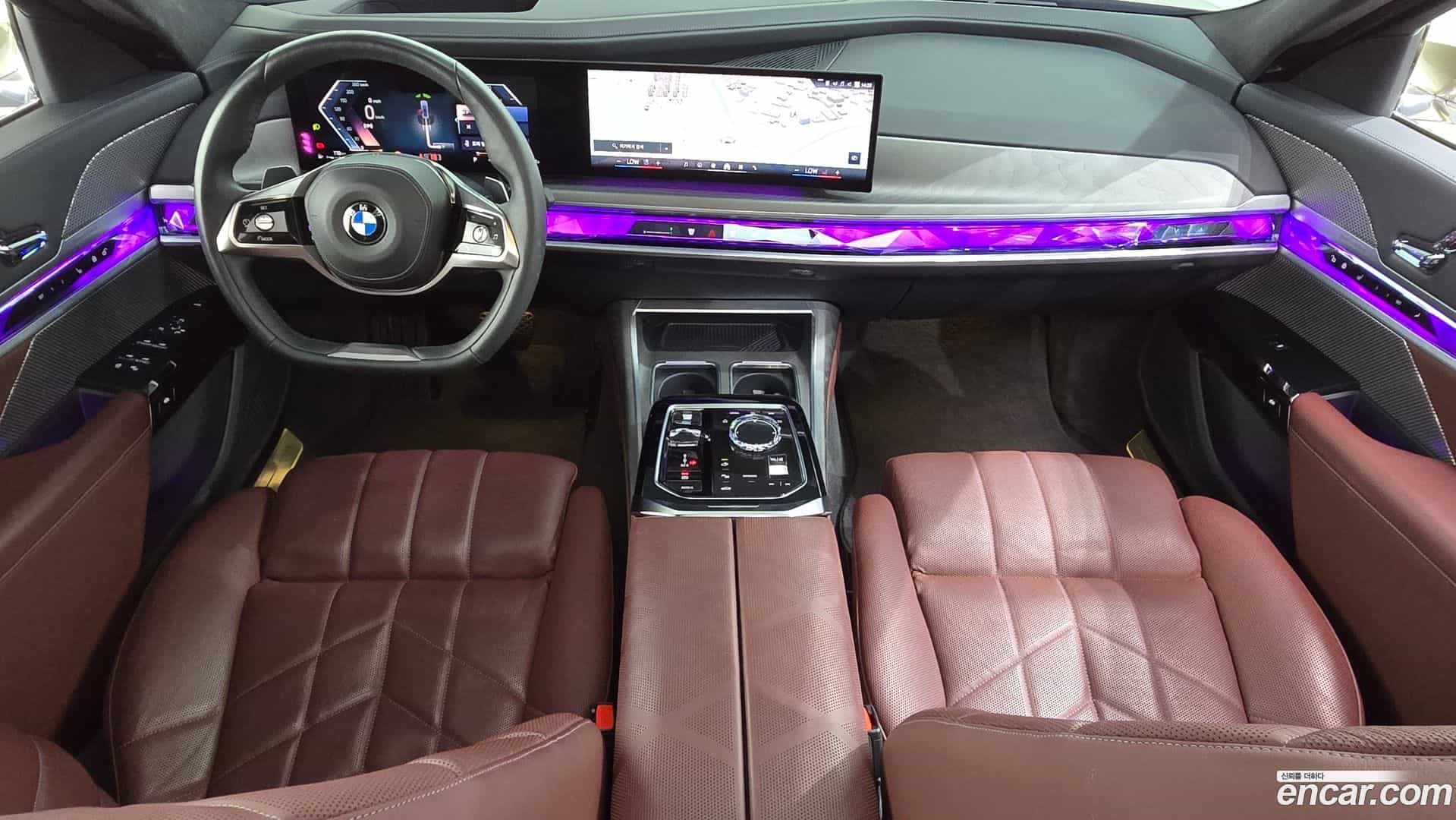 7-Series BMW 2023.5-INNER-007